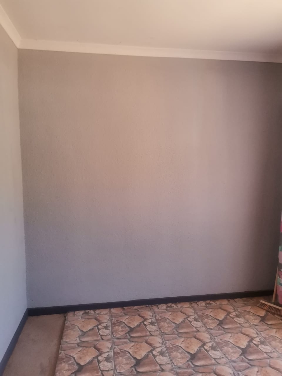 To Let 3 Bedroom Property for Rent in Tlhabane West North West